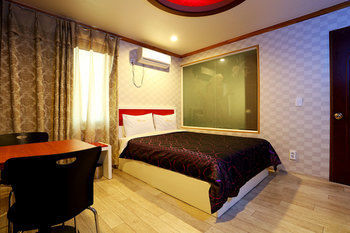 גנגנאונג Jungdongjin Hotel מראה חיצוני תמונה